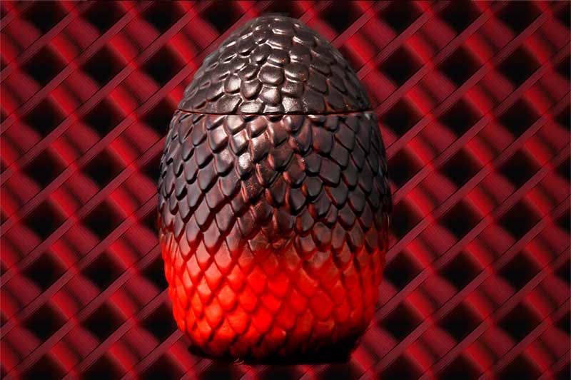 Charmed Aroma Game Of Thrones Dragon Egg Candle - Review Featured Image - Candle Junkies